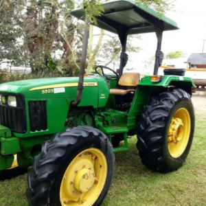 2016 John Deere 5503 4WD Tractor