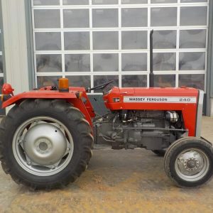 1981 MASSEY FERGUSON 240